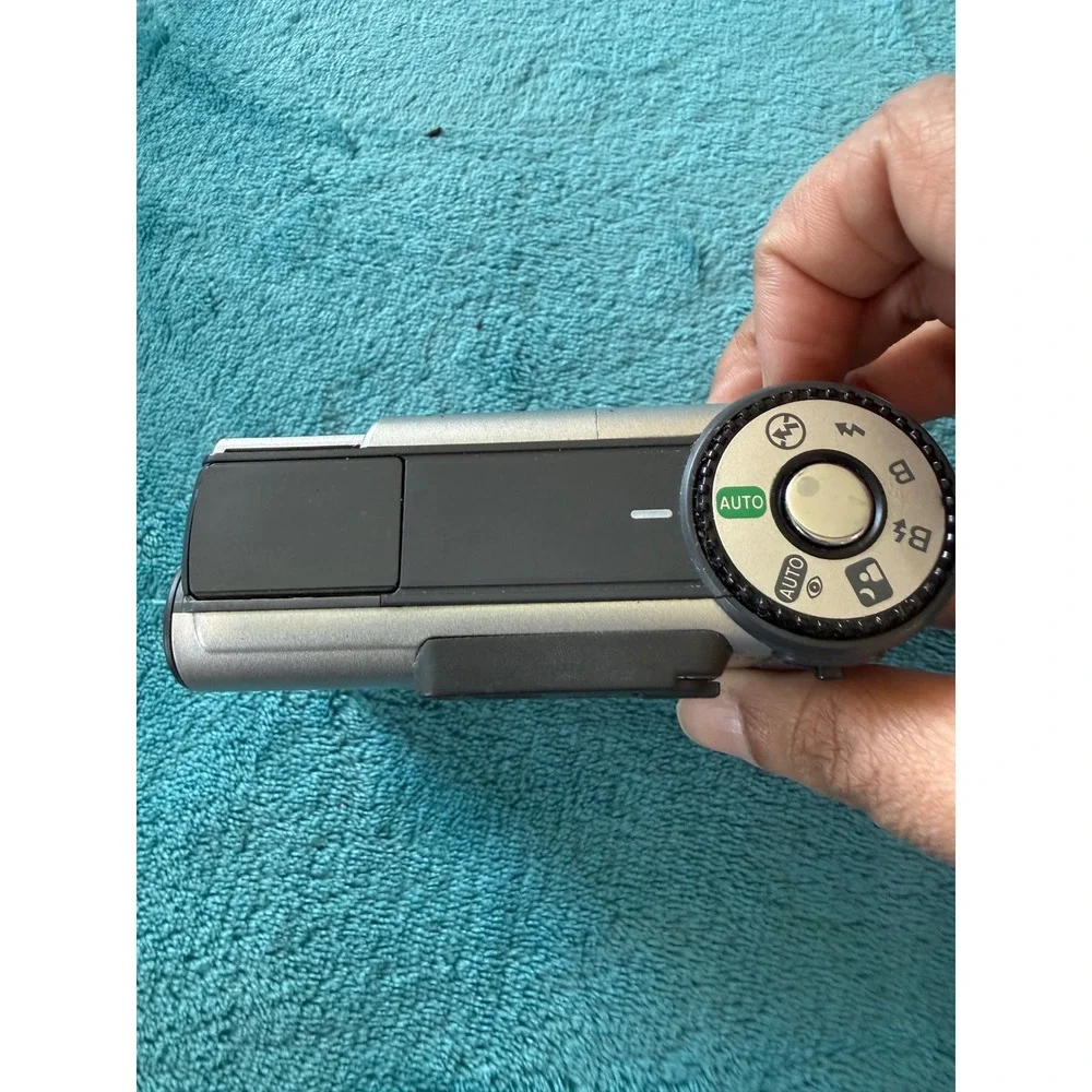 Pentax Efina APS Film Camera Silver Black Compact Point and Shoot Vintage IX240
